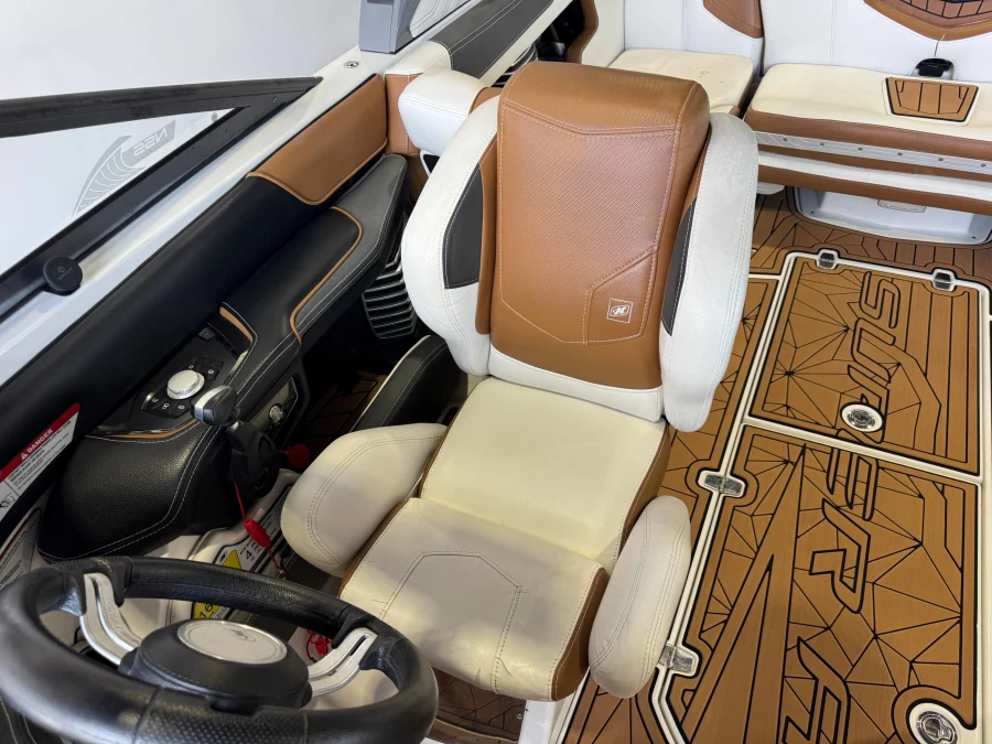 2016-nautique-g23-145657-image21
