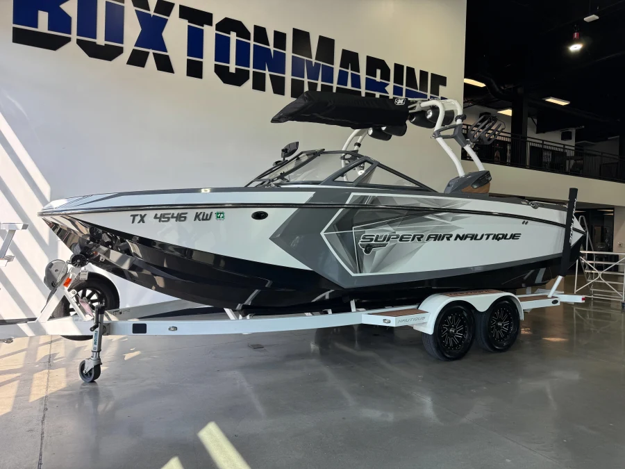 2016-nautique-g23-145657-image3