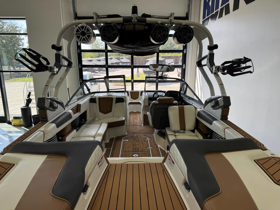 2016-nautique-g23-145657-image9