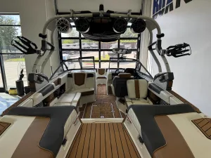 2016-nautique-g23-145657-image9