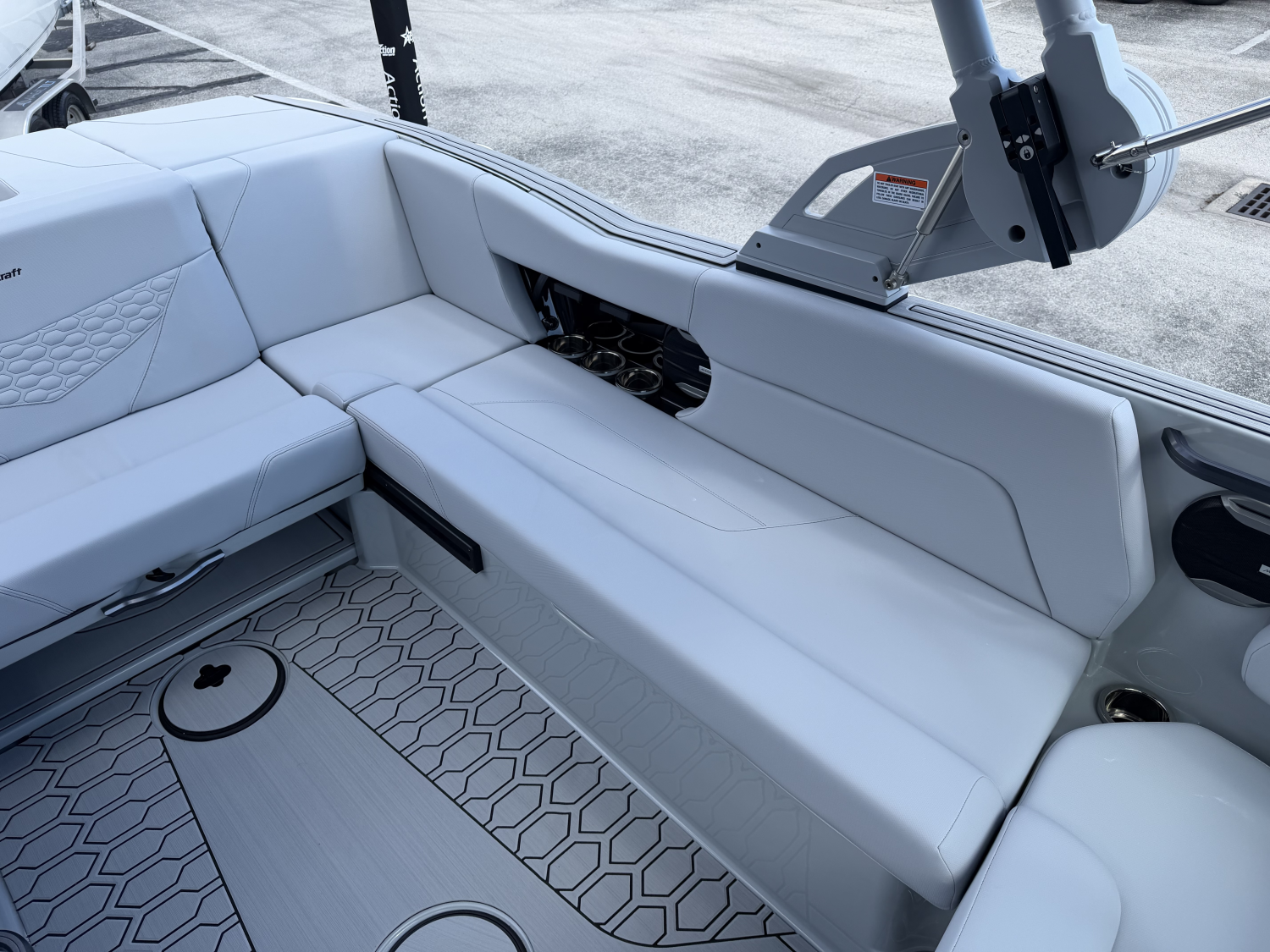 2027 MasterCraft NXT23