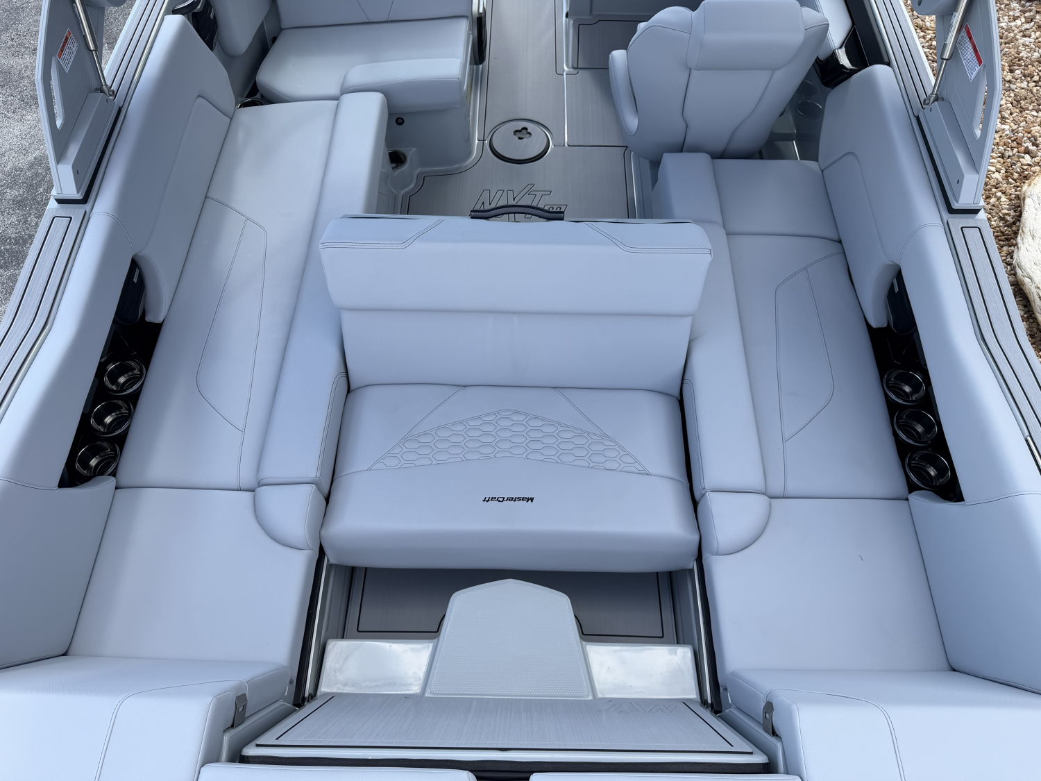 2027 MasterCraft NXT23