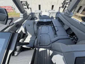 2027-nautique-g23-145661-image11
