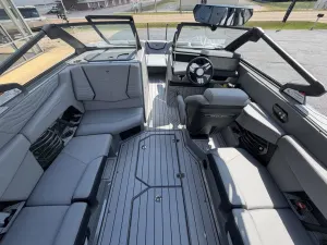 2027-nautique-g23-145661-image12