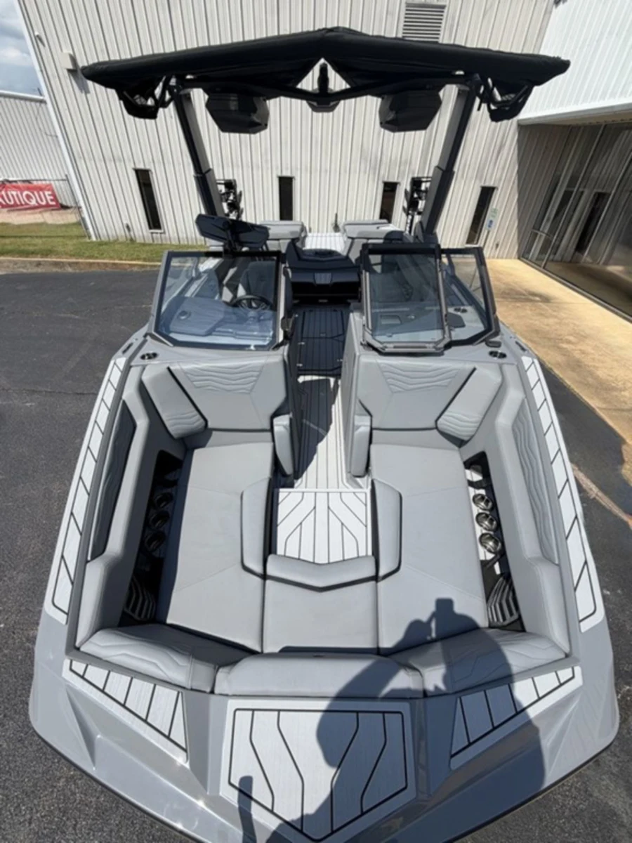 2027-nautique-g23-145661-image6
