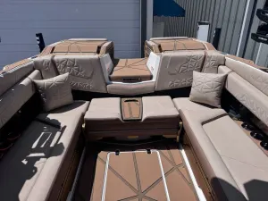 2027 Nautique G25 Paragon Icon