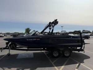 2013 Axis Boats A22 Icon