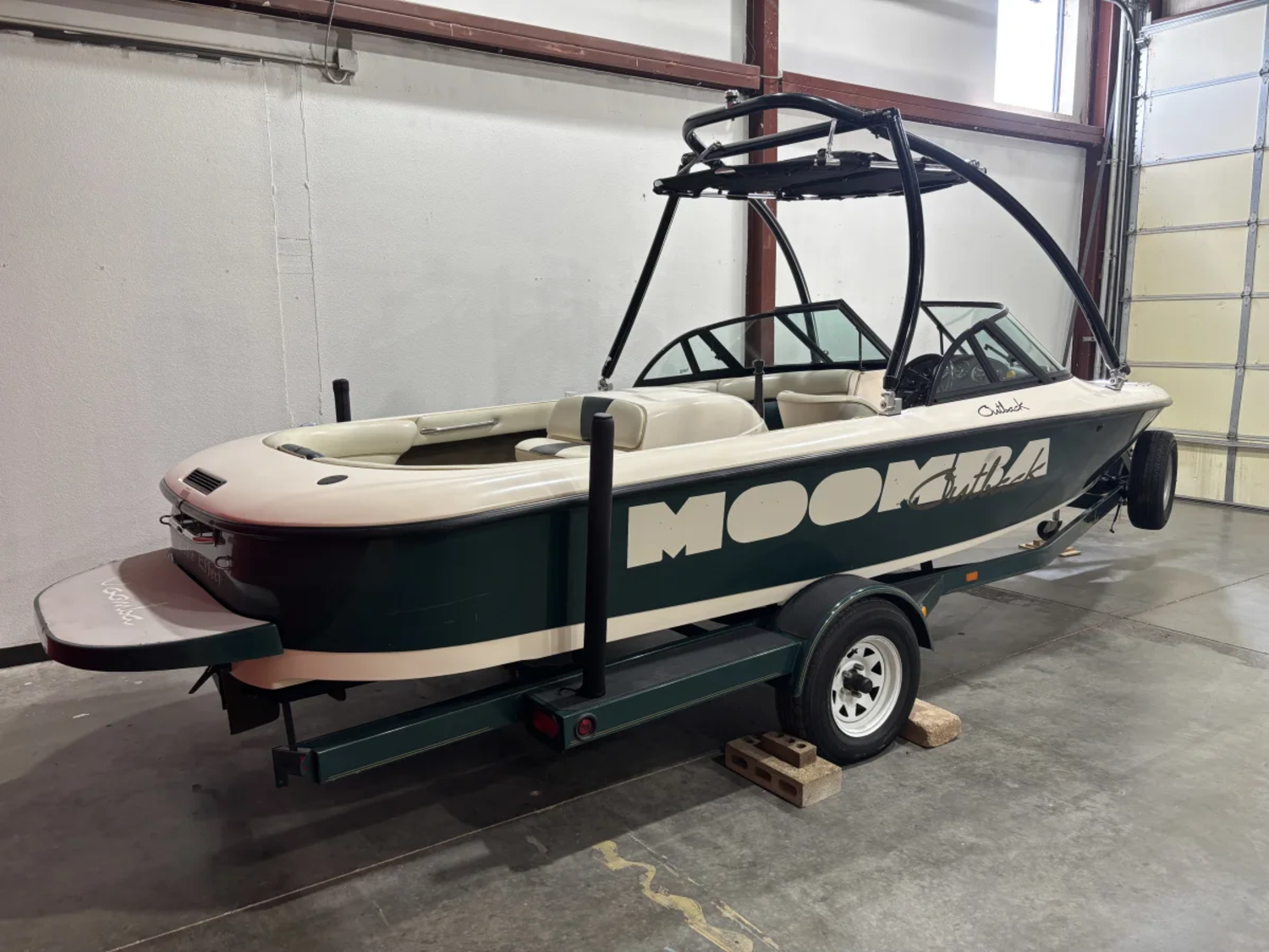 Clean Reliable 1998 Moomba Outback