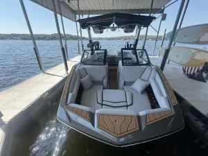 2025-nautique-g23-145712-image23.webp