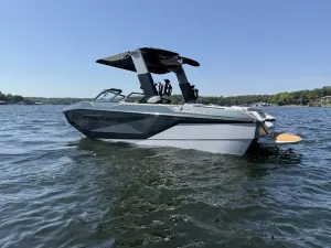 2025-nautique-g23-145712-image4.webp
