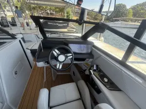 2025-nautique-g23-145712-image7.webp