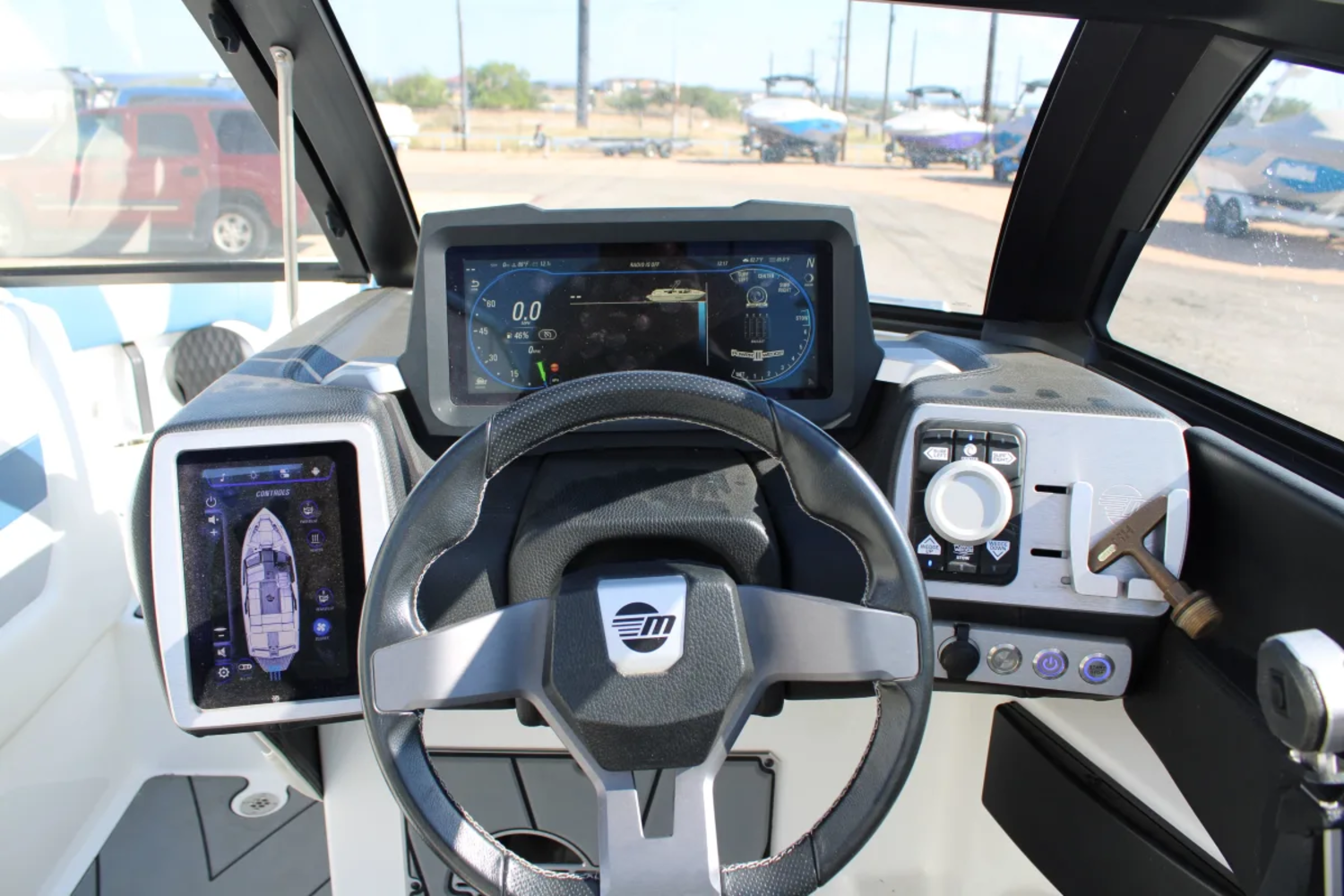 2022 Malibu 23 LSV