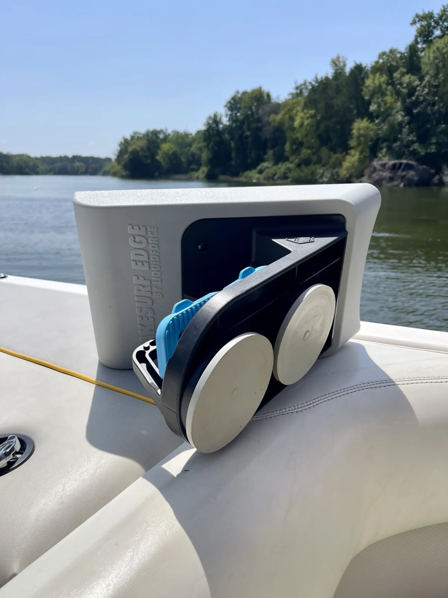 2000 Malibu Boats Wakesetter 23 LSV