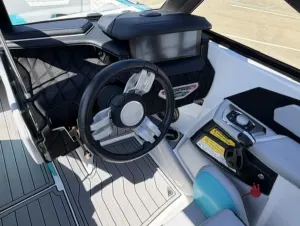 2022-nautique-s23-145719-image6.webp