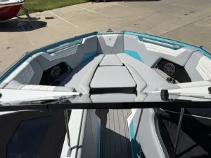 2022-nautique-s23-145719-image9.webp