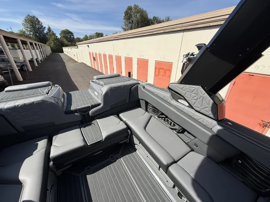 2023-nautique-g23-paragon-145726-image6.webp