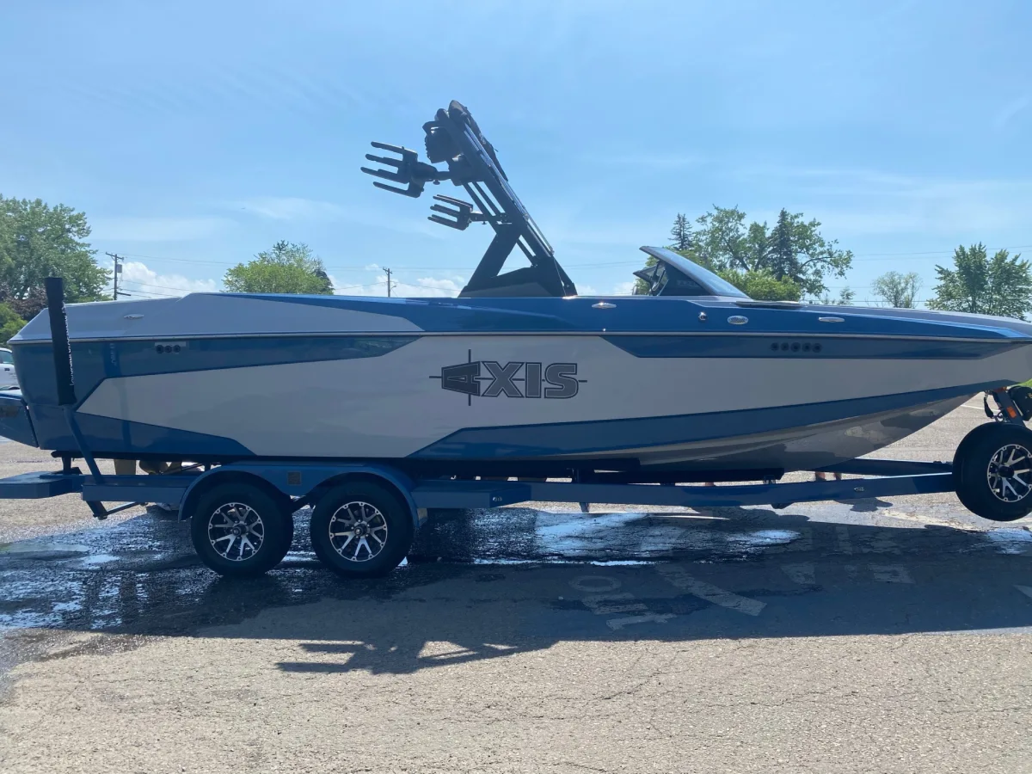 2021 Axis Boats A24