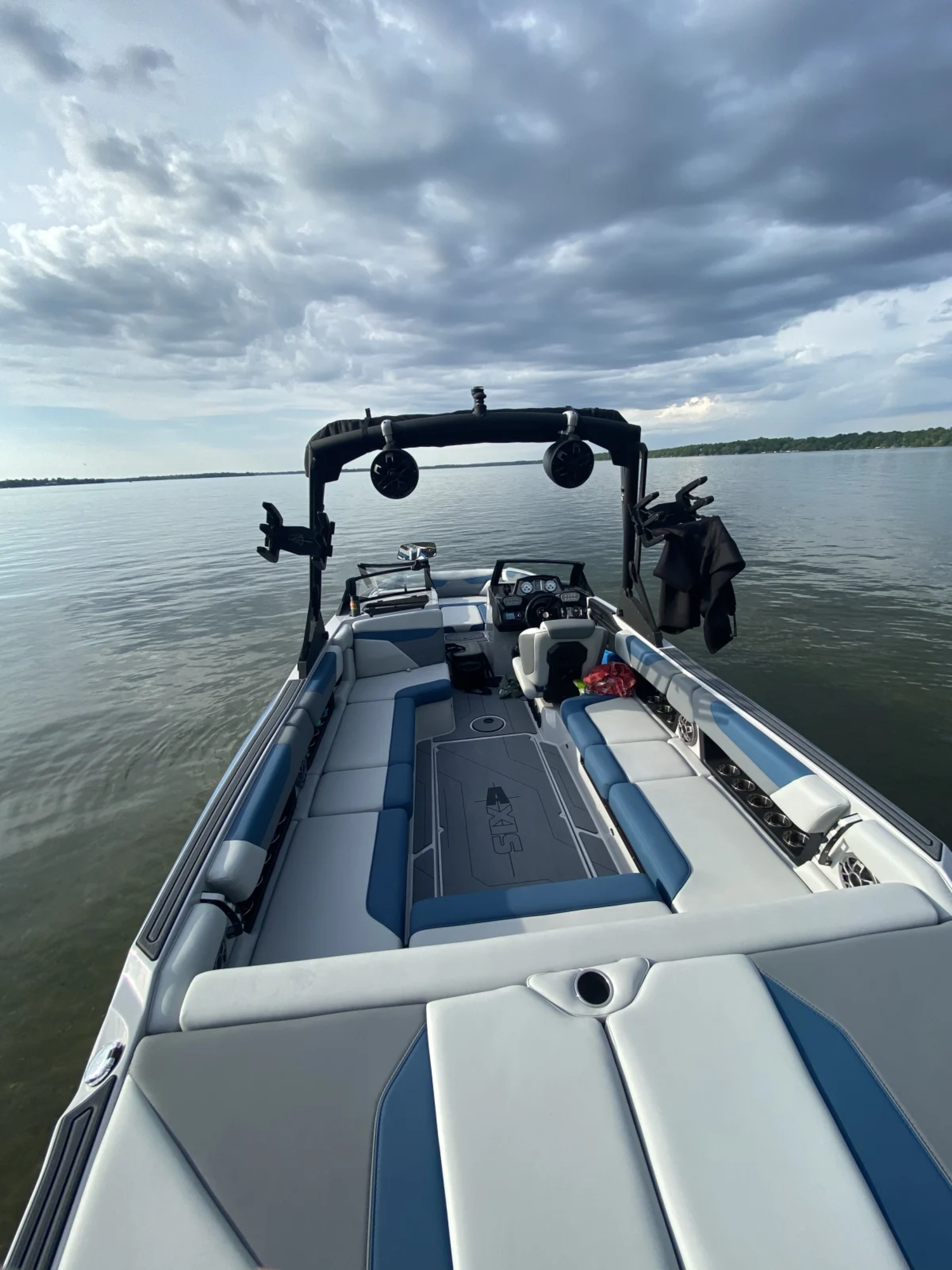 2021 Axis Boats A24