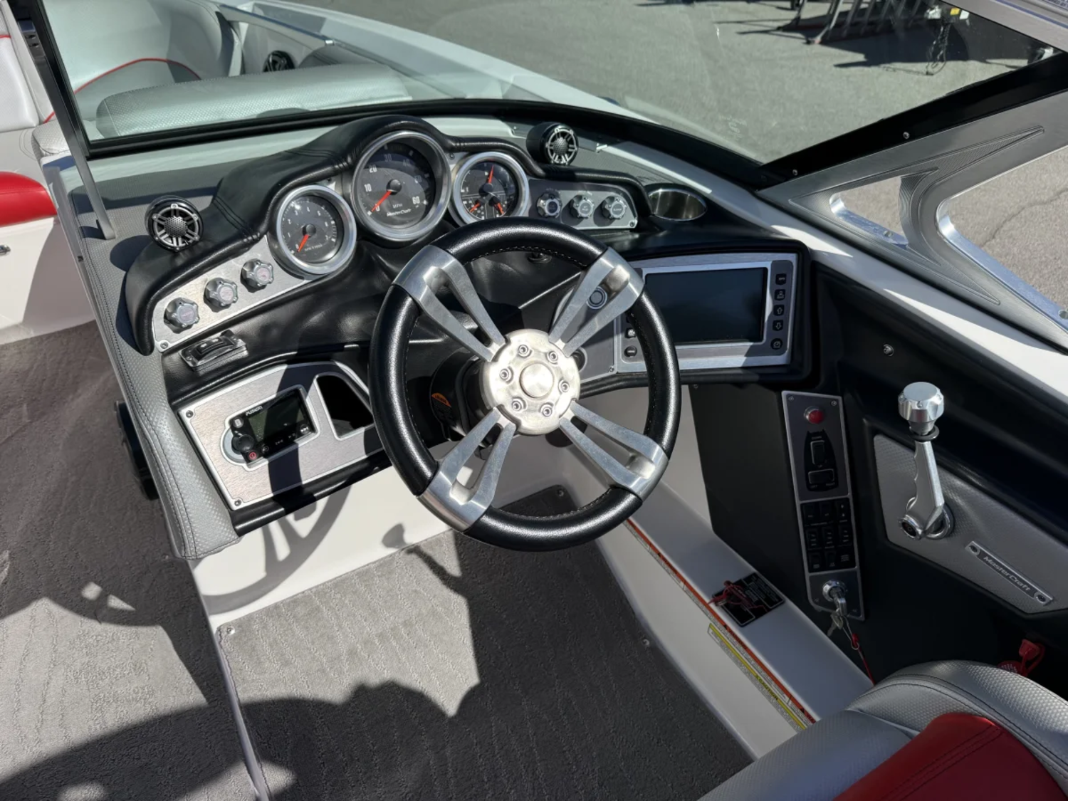 2017 24' MasterCraft X46 Bowrider