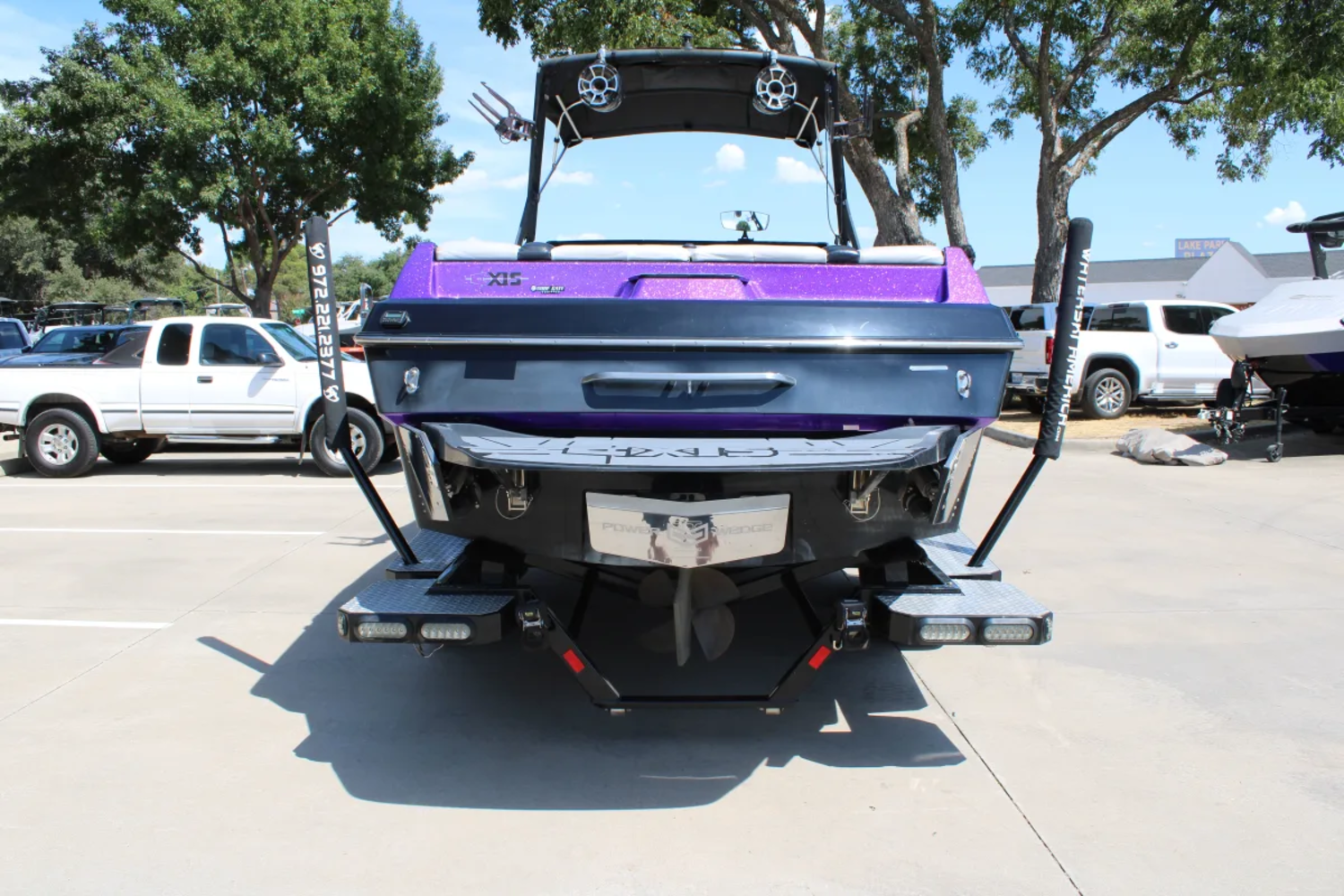 2018 Axis A24