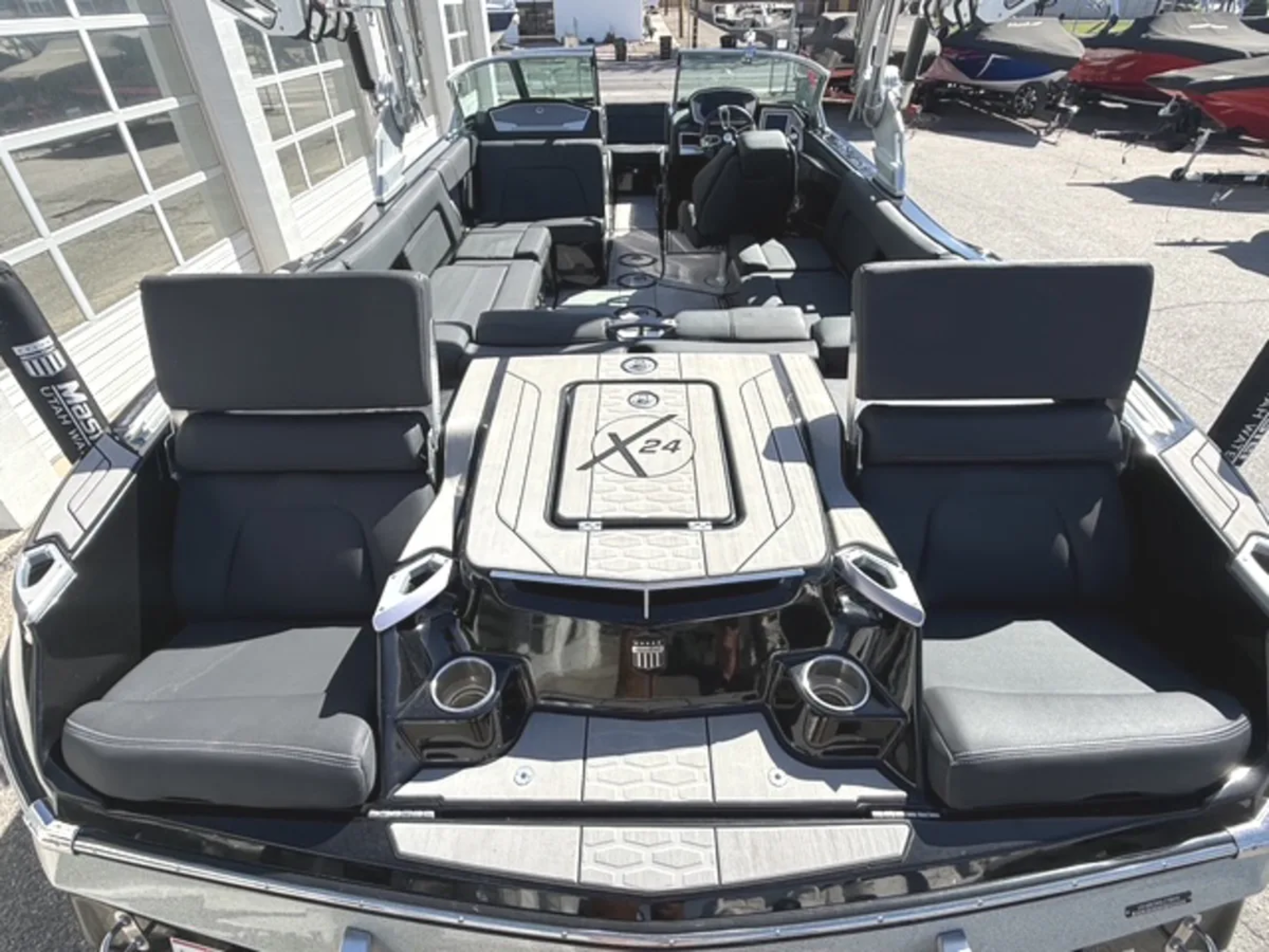 2019 24' MasterCraft X24 Bowrider