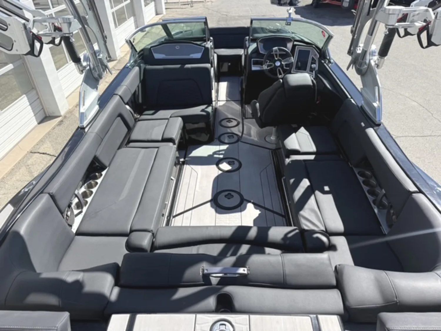 2019 24' MasterCraft X24 Bowrider