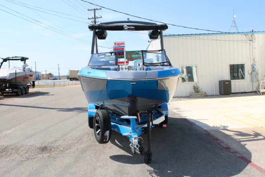 2026-malibu-wakesetter-23-lsv-145768-image2.webp