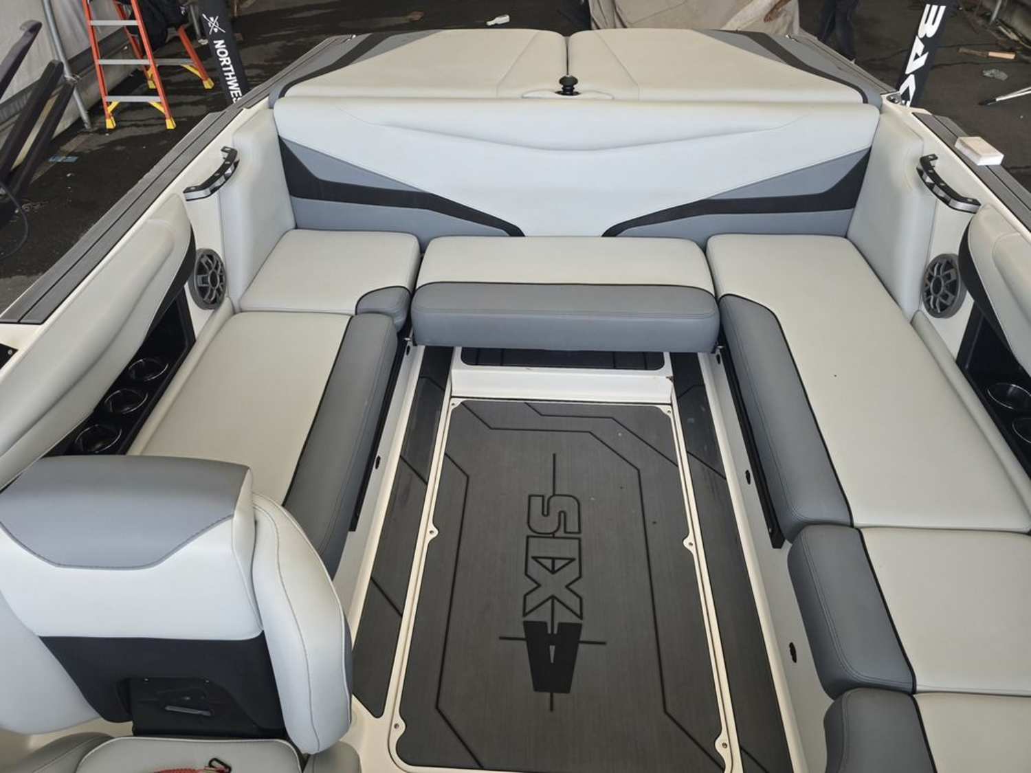 2020 Axis Wake Research T22