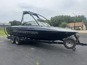 2007-malibu-wakesetter-23-lsv-145773-image6