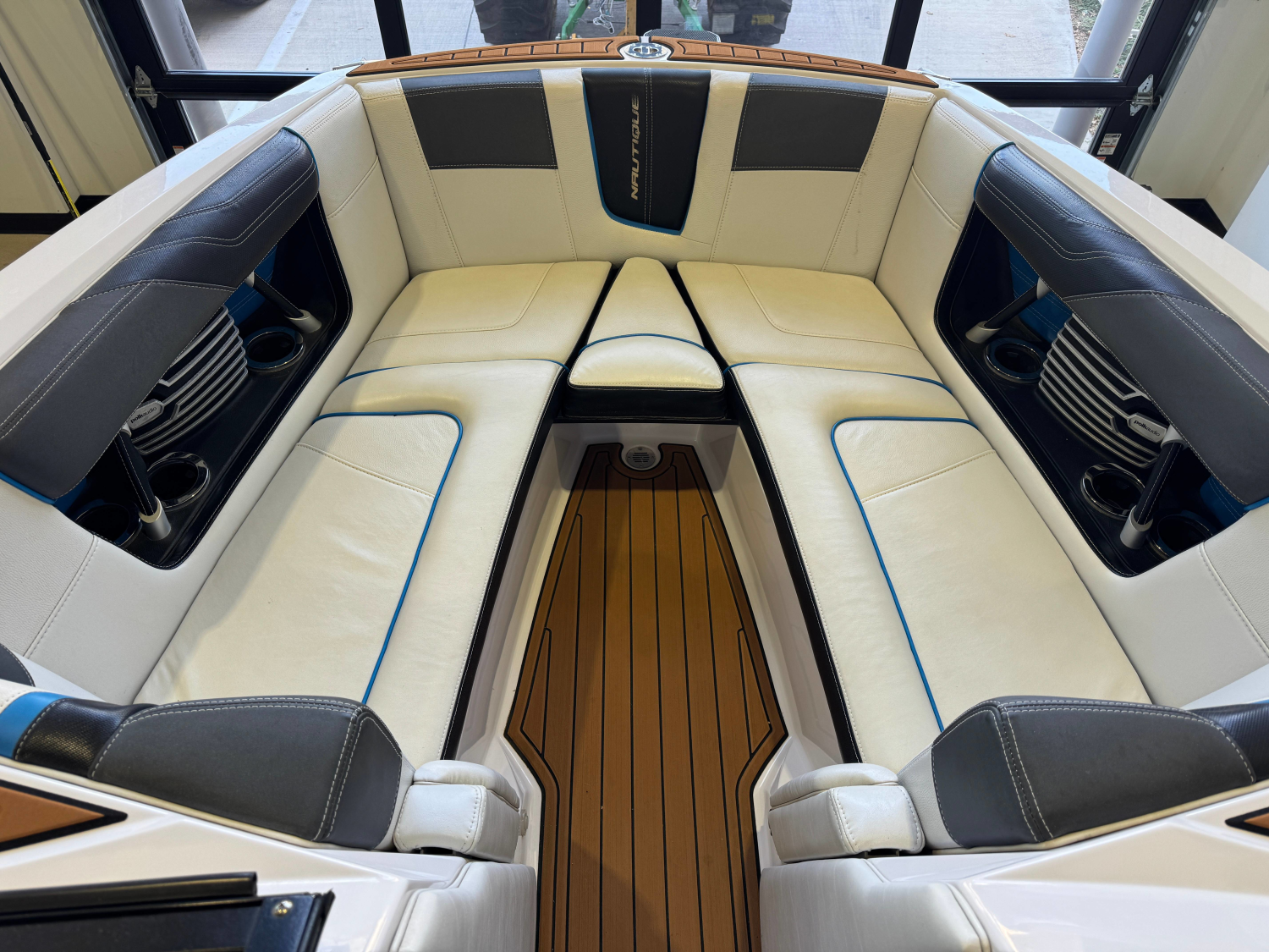 2014 Nautique Super Air Nautique G23