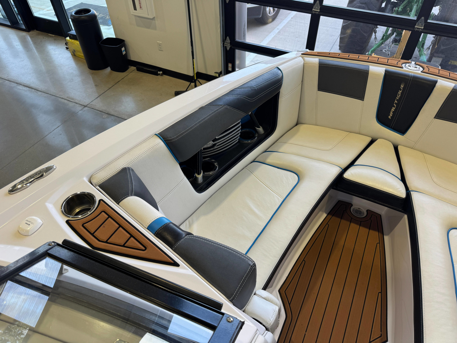 2014 Nautique Super Air Nautique G23
