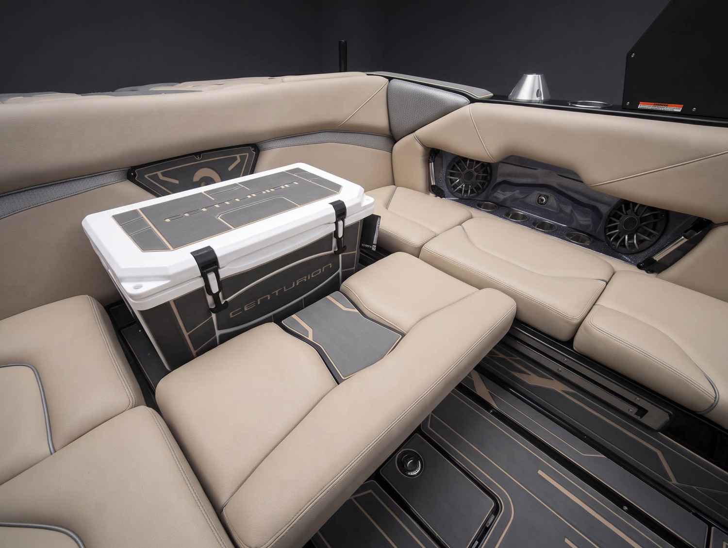 2027 Centurion Boats Nv233