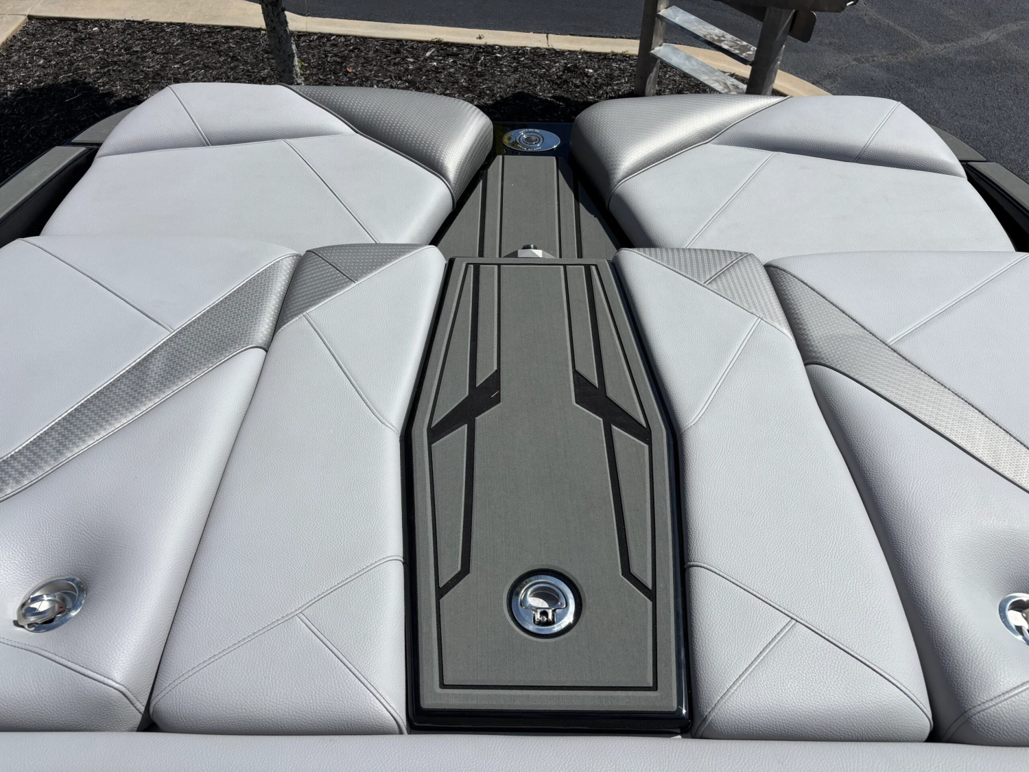 2027 Centurion Nv243