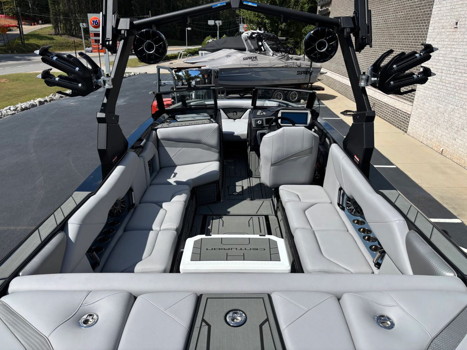 2027 Centurion Nv243