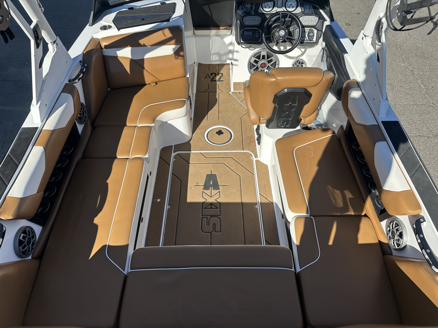 2020 Axis A22