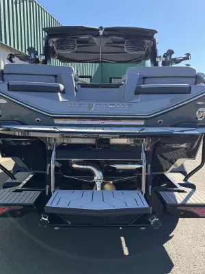 2027-nautique-g25-145807-image1.webp