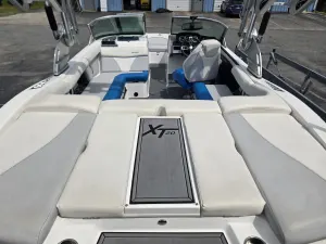 2019-mastercraft-xt20-145813-image12.webp