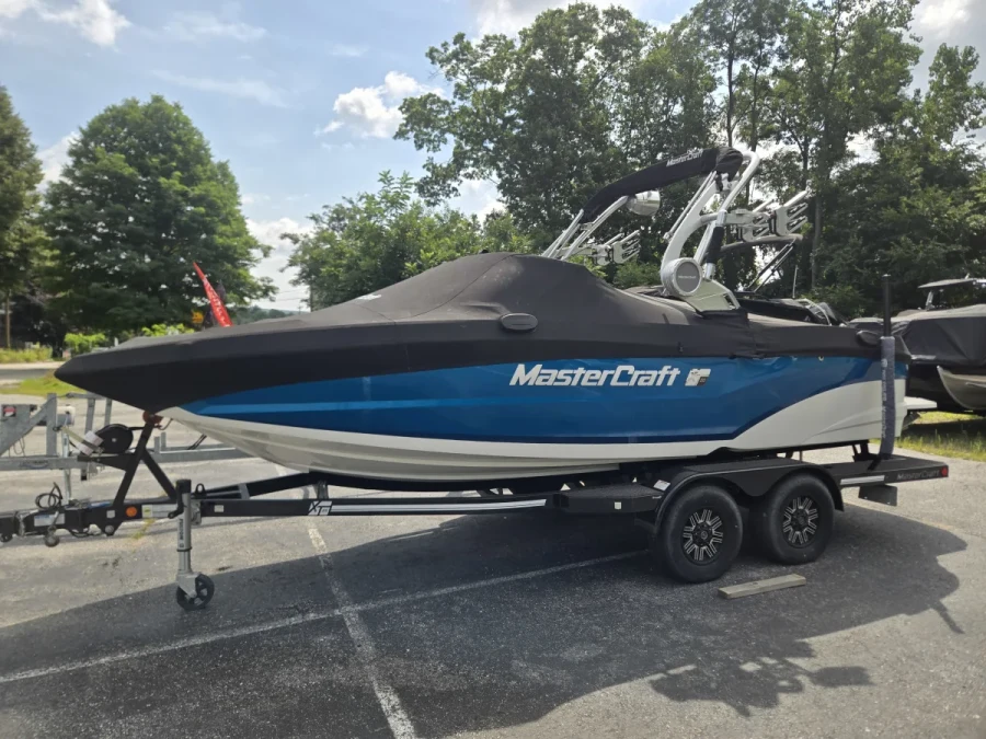 2019-mastercraft-xt20-145813-image4.webp