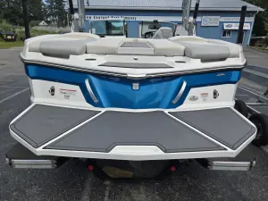 2019-mastercraft-xt20-145813-image5.webp