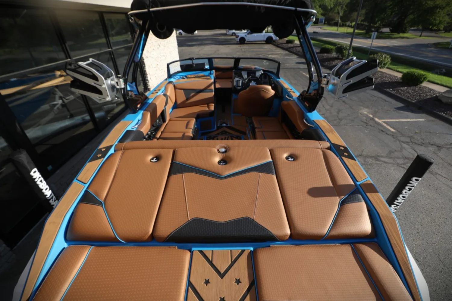 2022 Supreme S220 - New Arrival! with Thruster 