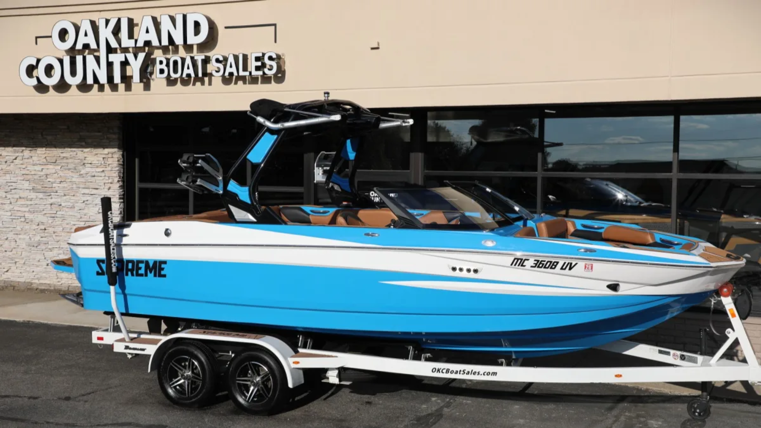2022 Supreme S220 - New Arrival! with Thruster 