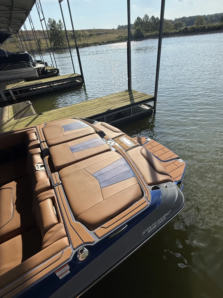 2023-malibu-wakesetter-24-mxz-145841-image11.webp