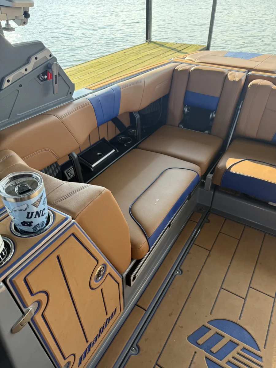 2023-malibu-wakesetter-24-mxz-145841-image6.webp