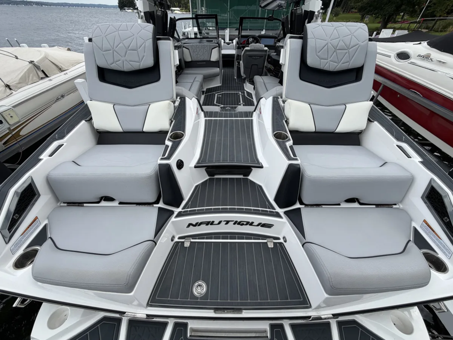 2022 Nautique Boats G25 Paragon