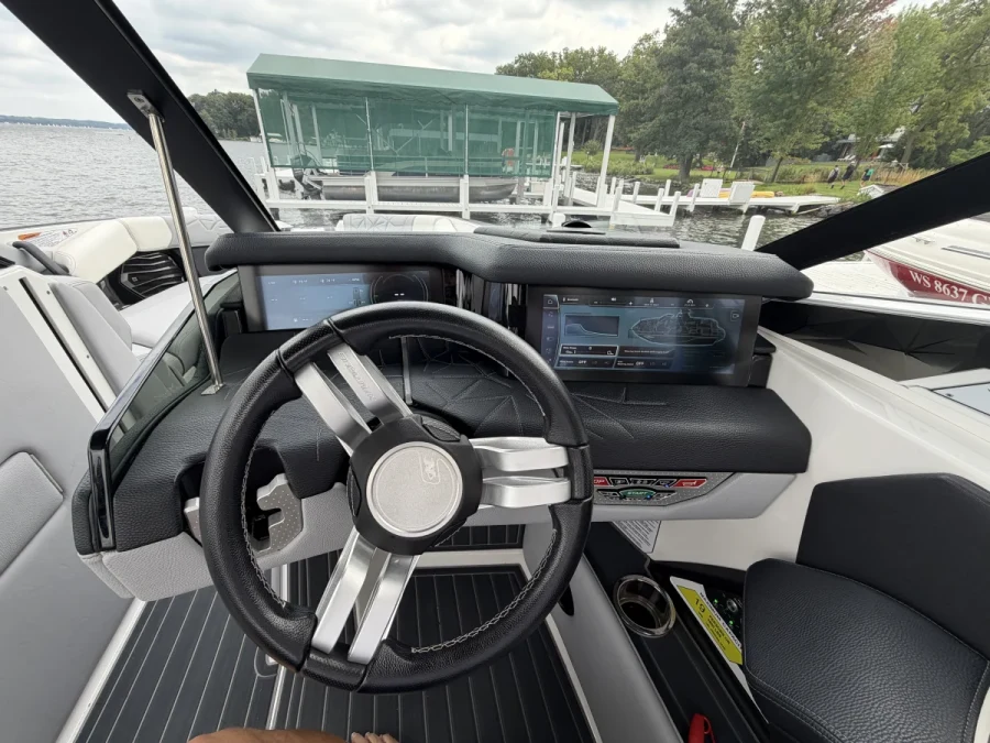 2022-nautique-g25-paragon-145844-image13.webp