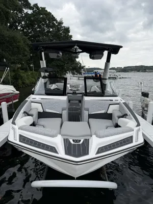 2022-nautique-g25-paragon-145844-image8.webp