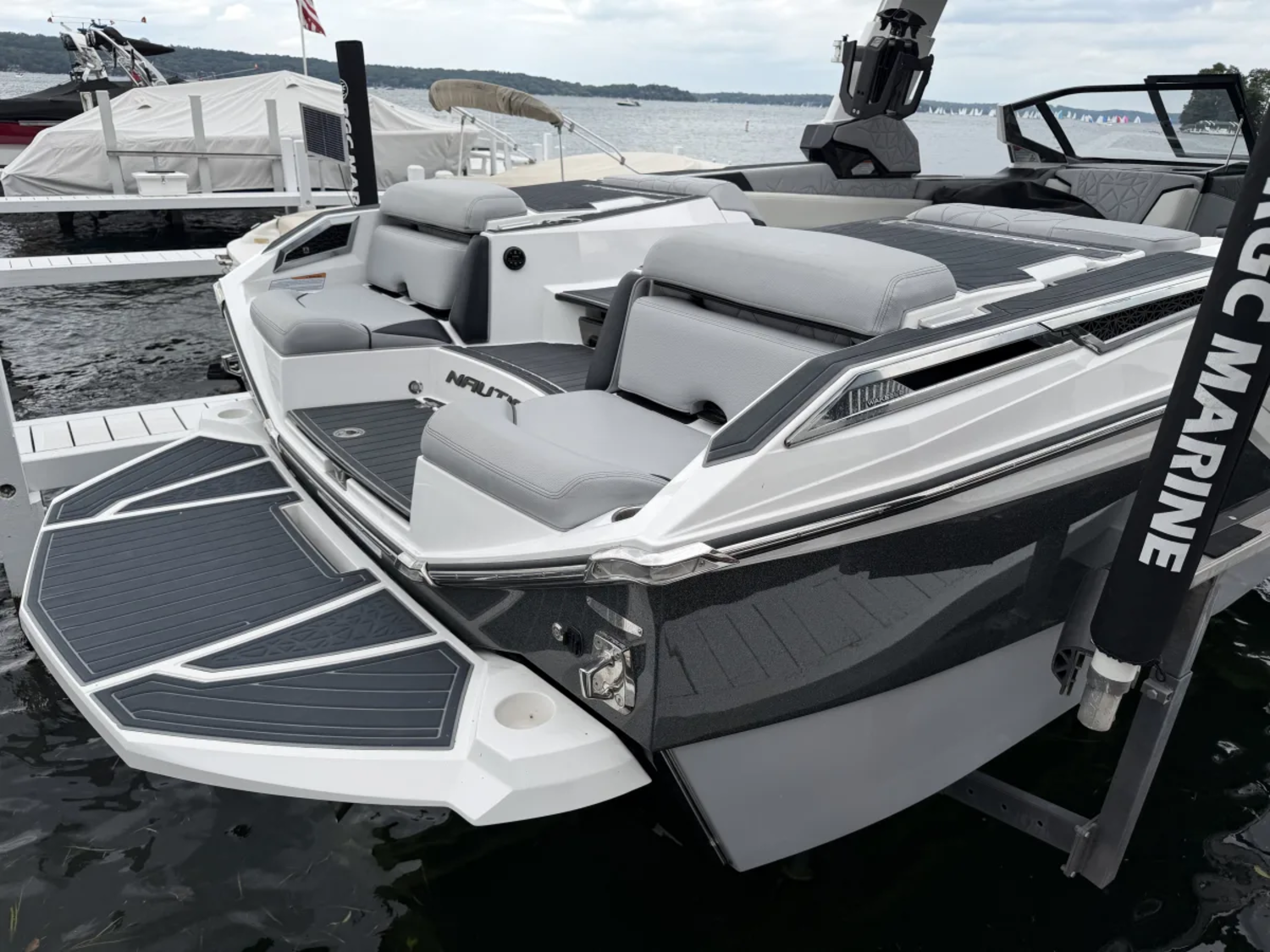 2022 Nautique Boats G25 Paragon