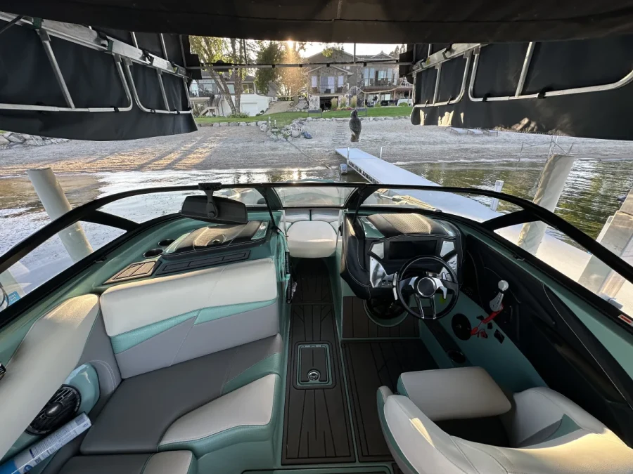 2019-centurion-fi23-145855-image2.webp