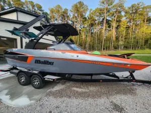 2020-malibu-wakesetter-22-mxz-145867-image0.webp