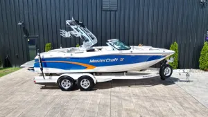 2015-mastercraft-x10-145870-image12.webp